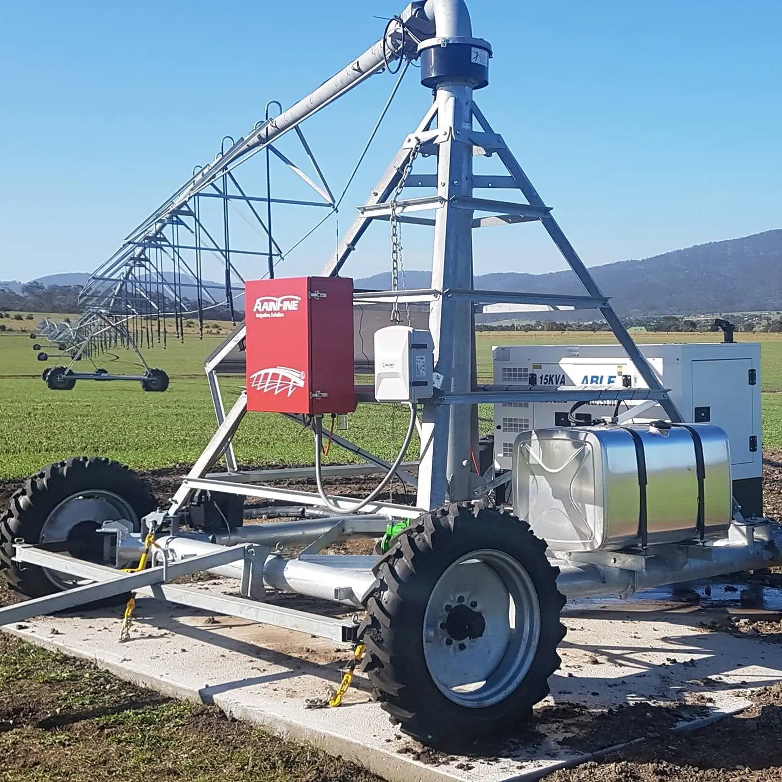 Agriculture Farming System - 2025年ホットセール農業用牽引式センターピボット灌漑システム（オーストラリア農場向け）
